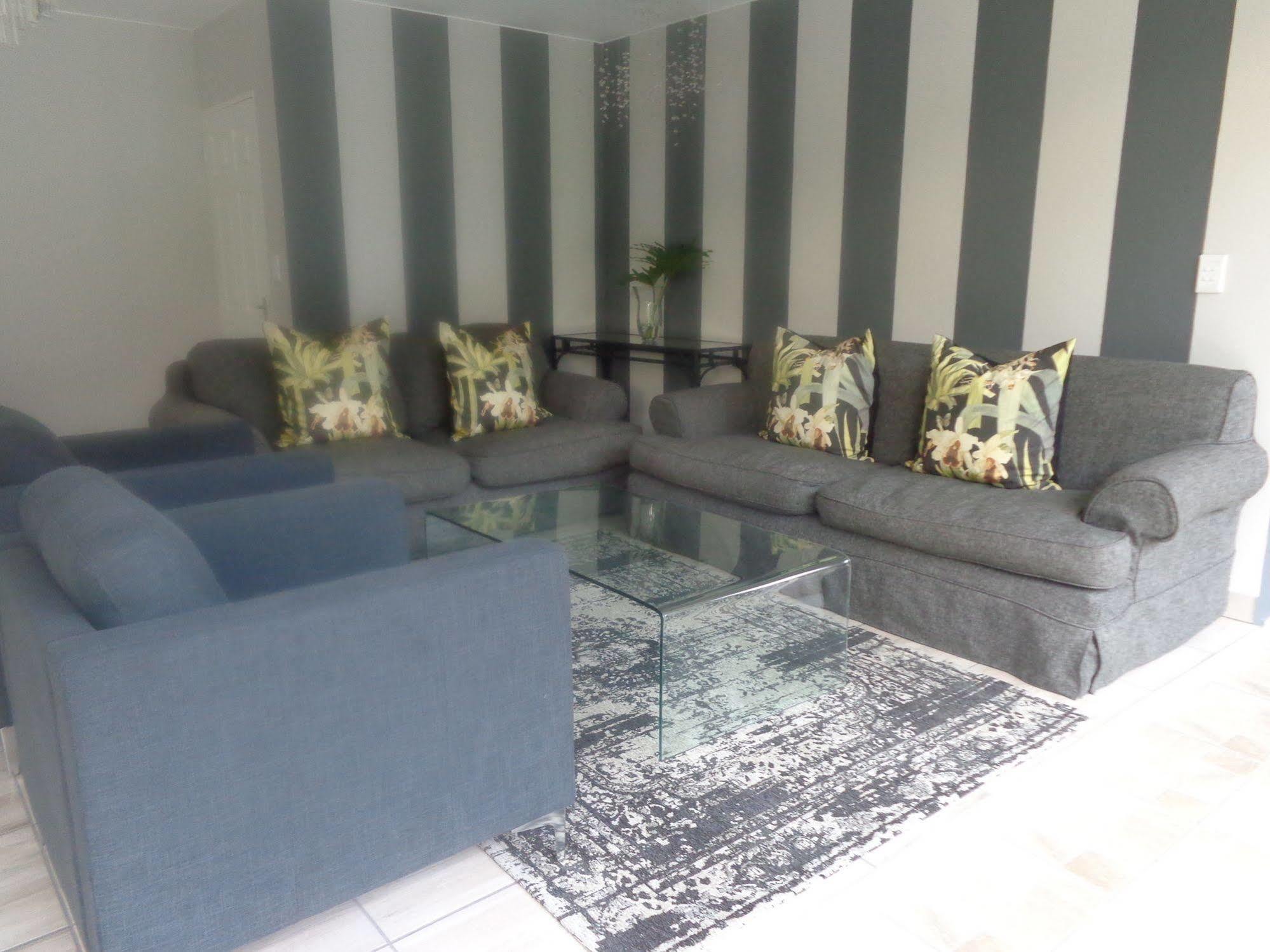 Thatchfoord Lodge Johannesburg Buitenkant foto