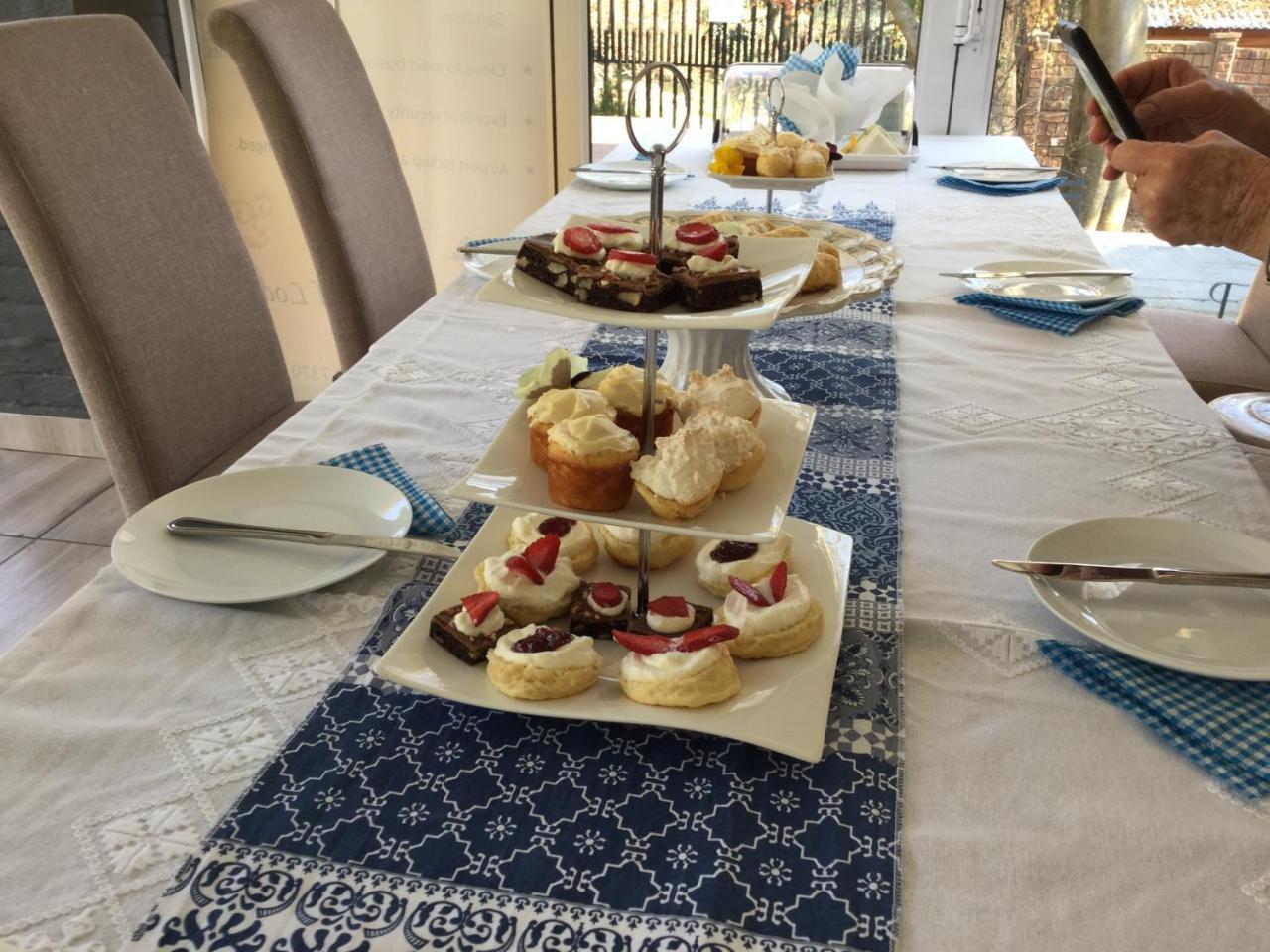 Thatchfoord Lodge Johannesburg Buitenkant foto